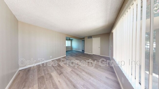 Photo - 1637 Catalina Ct