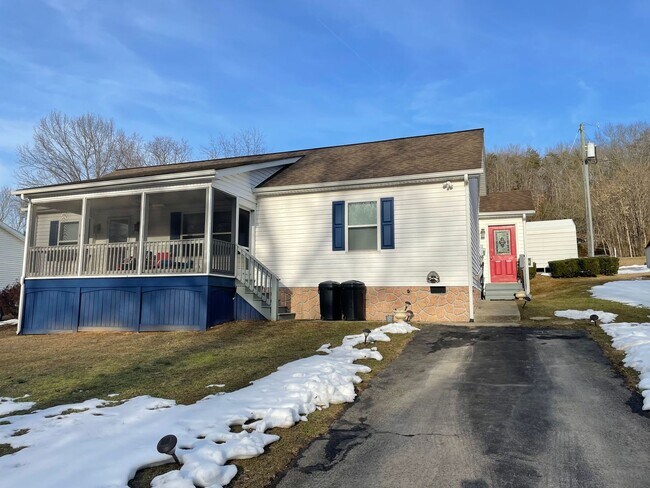 3 BR 2 BA Home in Buena Vista - 3 BR 2 BA Home in Buena Vista