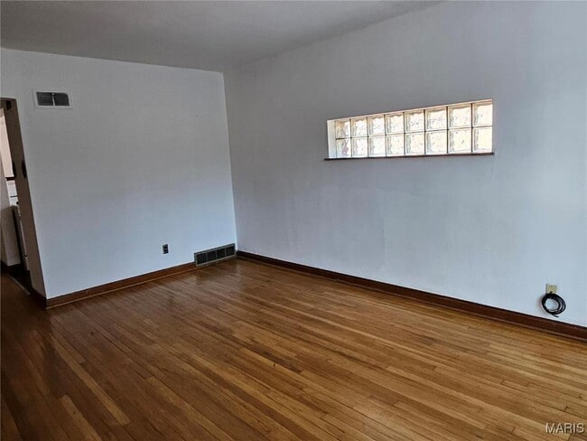 Photo - 5315 Jamieson Ave Unit 2N