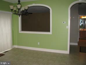 Photo - 28 Grassland St