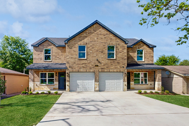 Building Photo - 7409 Red Robin Ln Rental