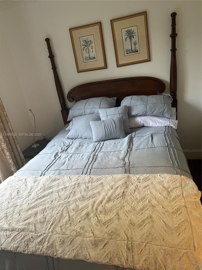 Photo - 2951 S Bayshore Dr Unidad 417