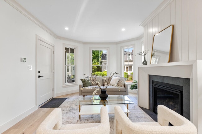 Photo - 8 Holly Ave Unit 1