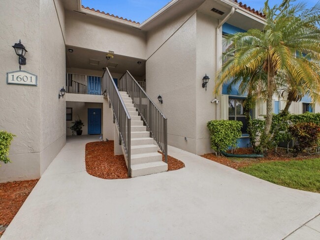 Photo - 1601 Balfour Point Dr Unidad H