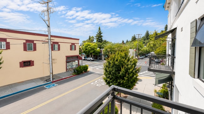 Photo - Walkable Sunny West End 2b 1.5ba in downtown San Rafael Unit 209