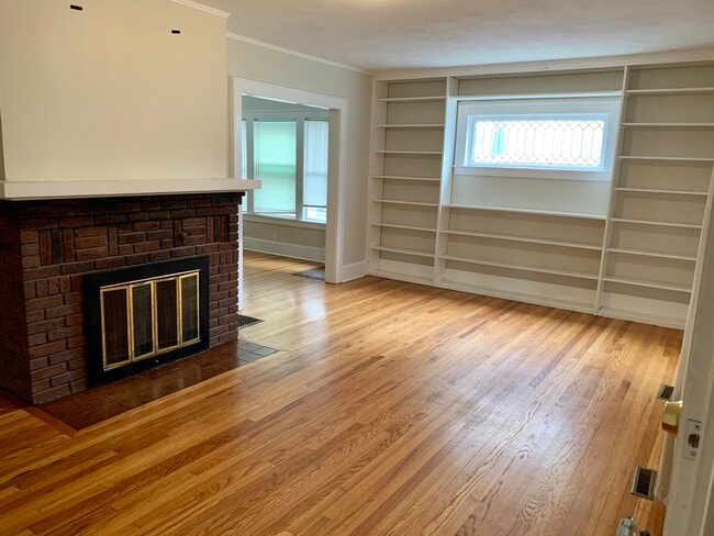 Living Room - 412 Broad St Townhome