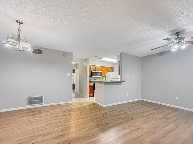 Photo - 25144 Budde Rd Unit 2