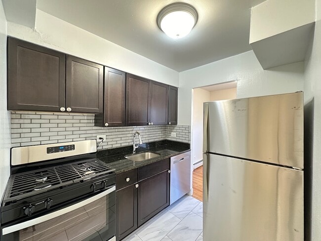 Photo - 6830 N Sheridan Rd Unidad 375