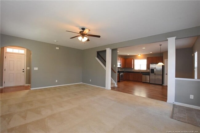 Photo - 139 Bicentennial Way