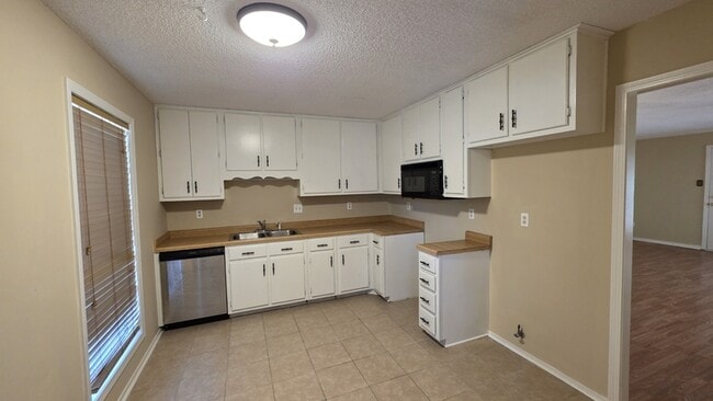 Photo - 3089 S Wesley Ct