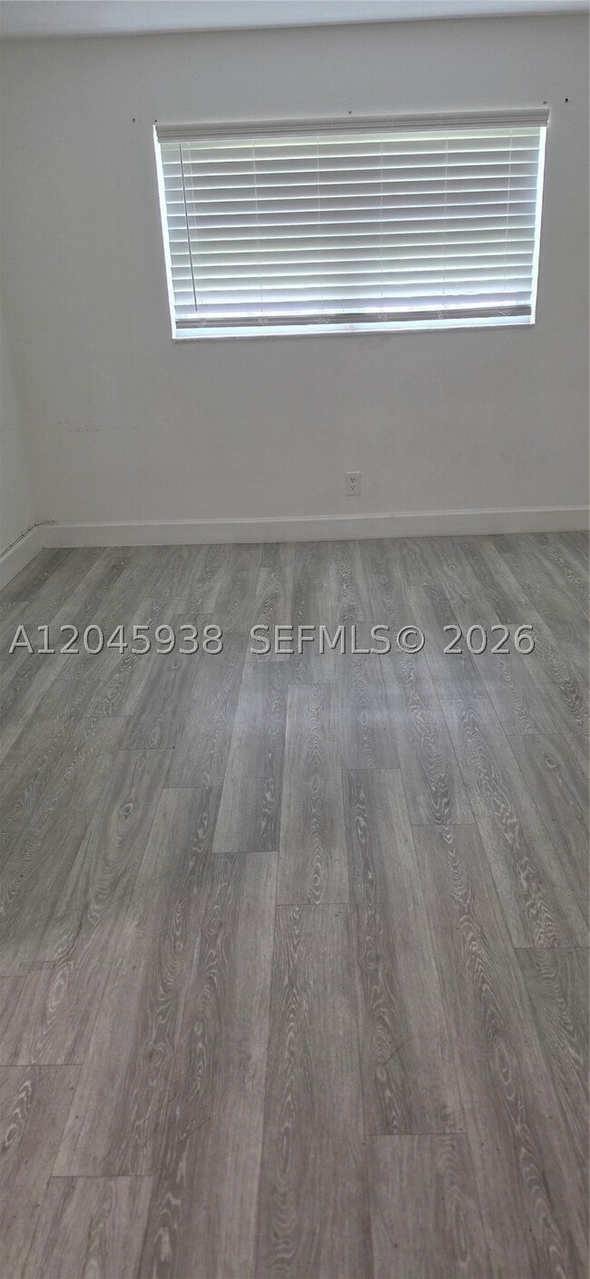 Photo - 20201 NE 29th Ct Unit D110