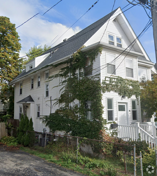 Building Photo - 17 Holman St Rental