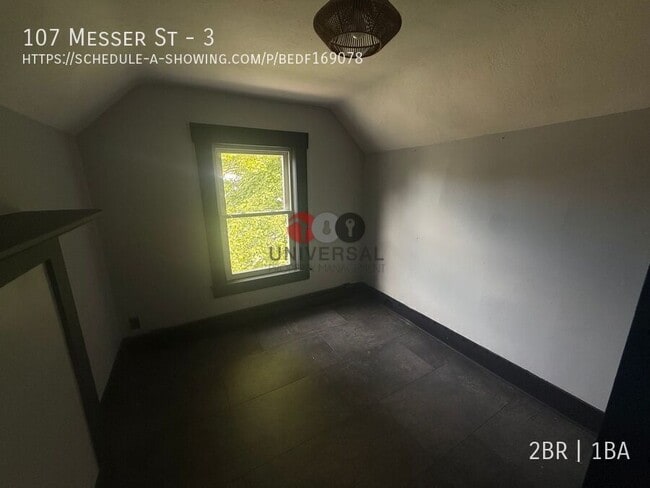 Photo - 107 Messer St Unit 3