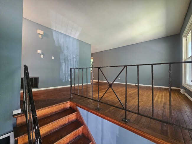 Photo - 13115 S Vernon Ave