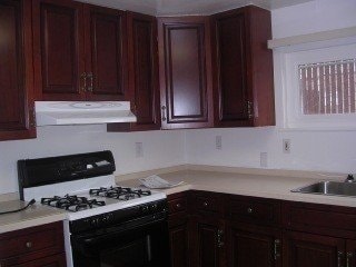 Cocina - 939 Rich Ave