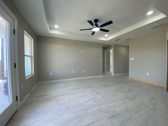 Photo - 6528 Adenia Loop