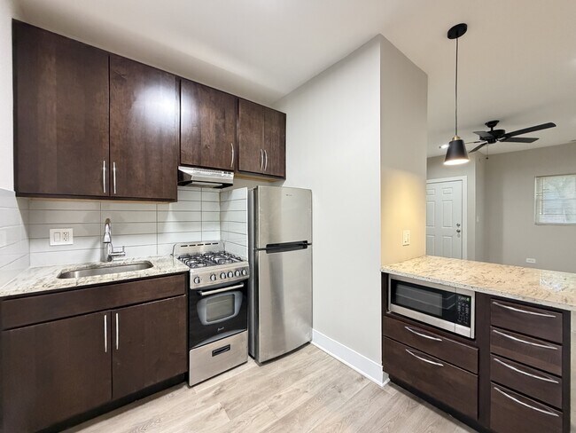 Photo - 4006 N Bell Ave Unit 8C