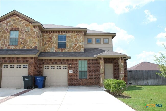 Photo - 1136 Brown Rock Dr