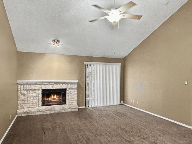 12446 Starcrest Dr