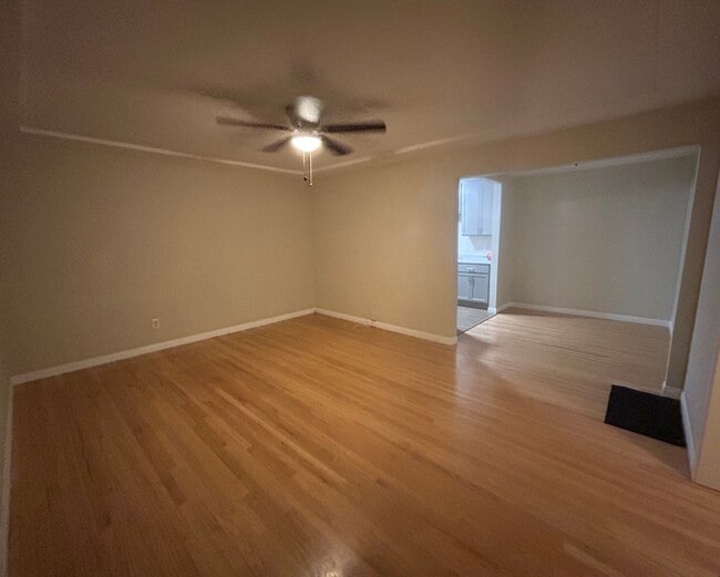 Photo - 5525 Bolivar St