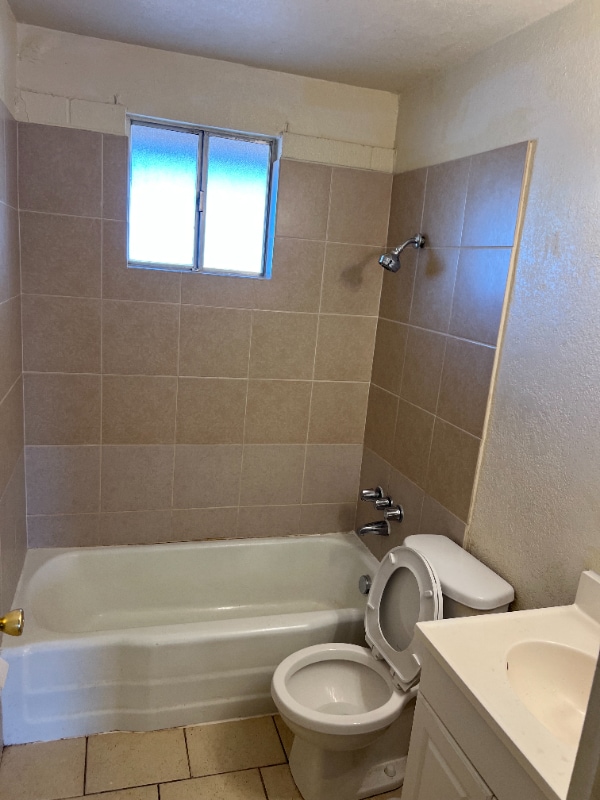 Photo - 4210 N Granada Dr Unit 4