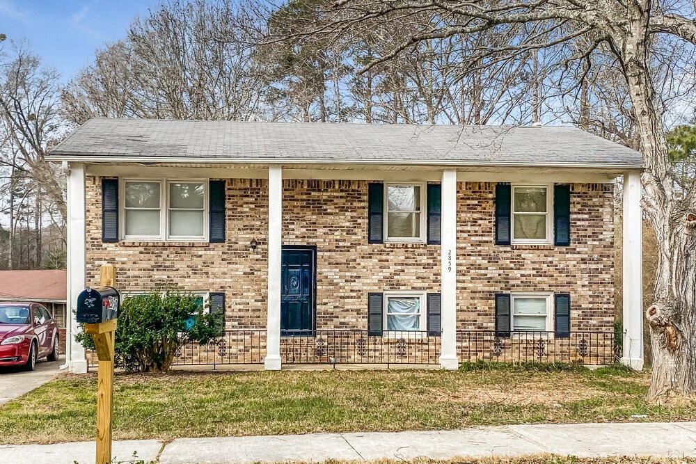Photo - 2859 Carriage Ln House