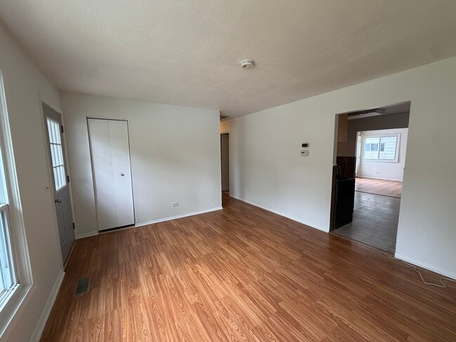 Photo - 831 Beech Dr
