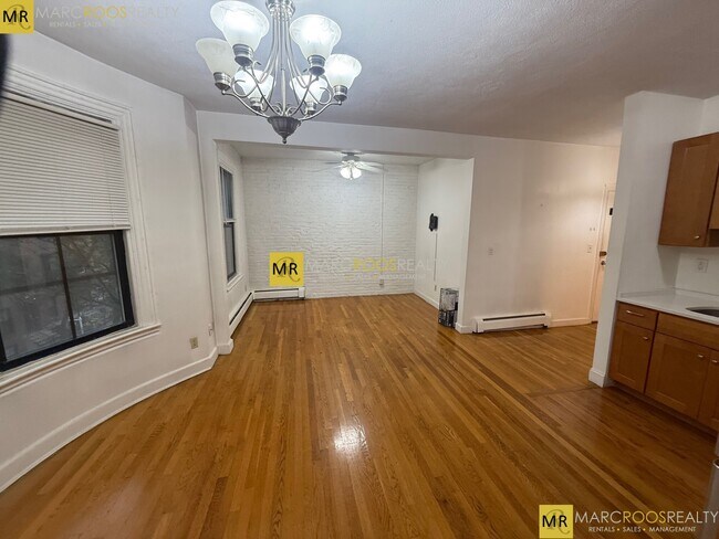 Photo - 43 E Springfield St Unit 4