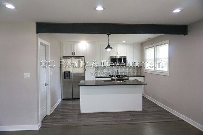 Photo - 4501 S Leamington Ave