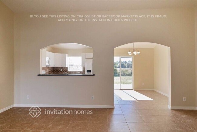 Photo - 356 SW Fig Ave