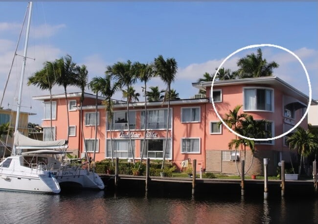 Cadillac Villa - Cadillac Villa Apartments