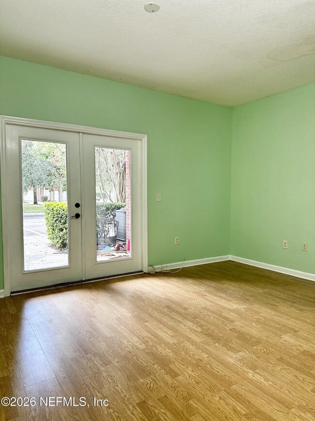 Photo - 1520 Fieldview Dr