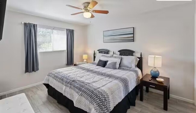 Photo - 12500 Melville Dr Unit 3