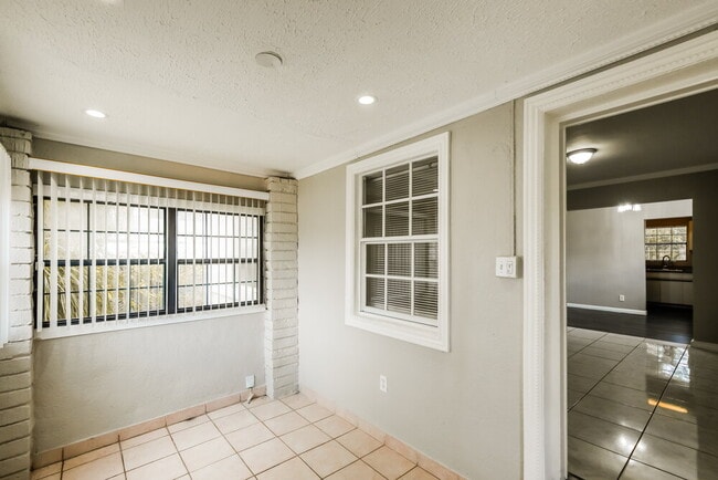 Photo - 1875 NW 151st St