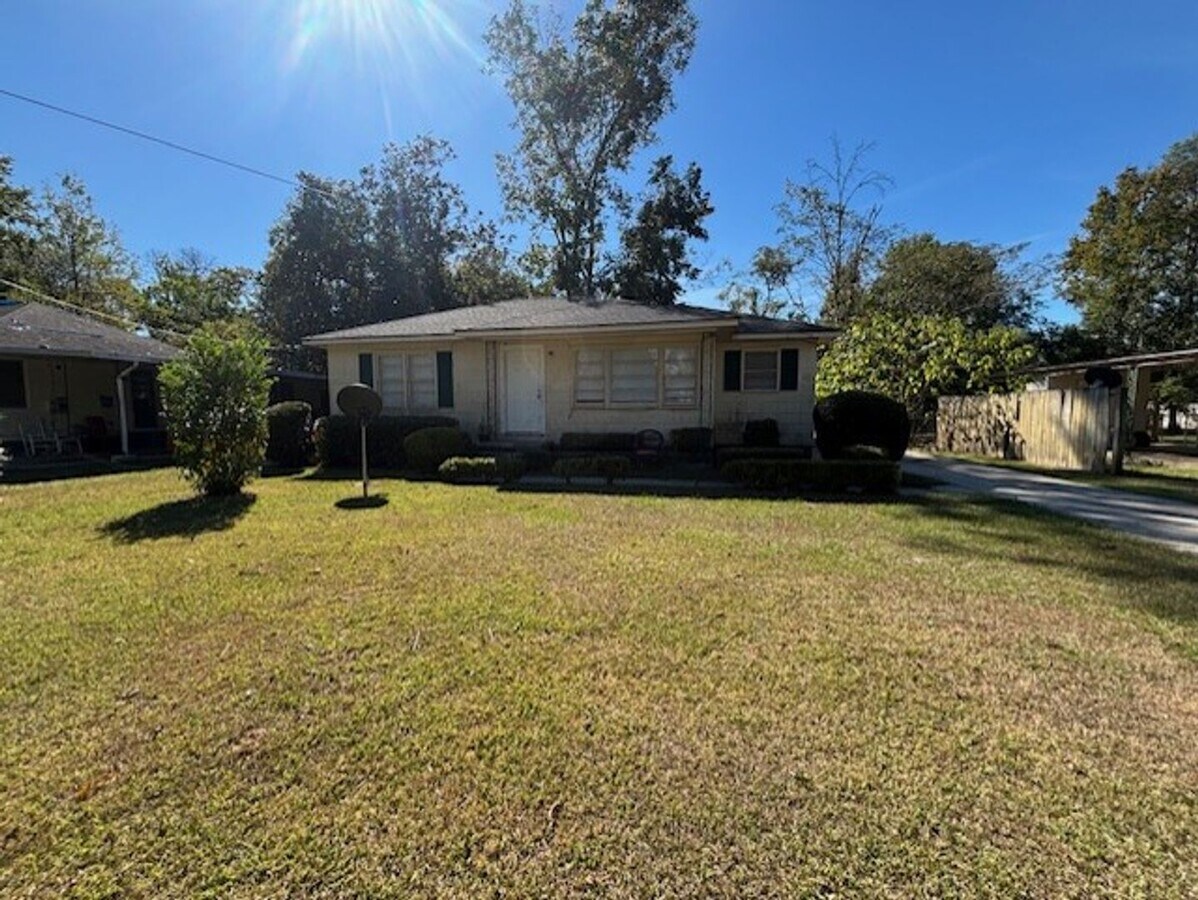 Photo - Home in Valdosta