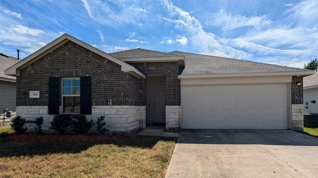 Building Photo - 568 Rd 5138