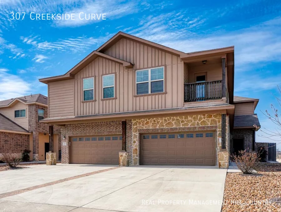 Photo - 307 Creekside Curve