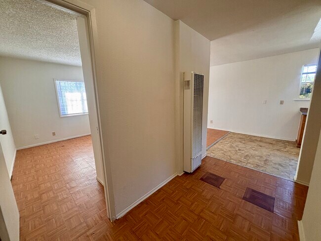 Photo - 8522 MacArthur Blvd Unit A