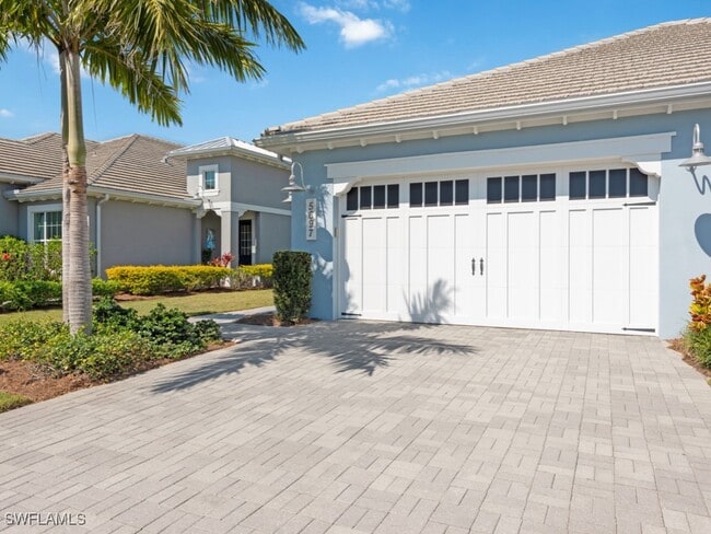Building Photo - 5697 Highbourne Dr Rental