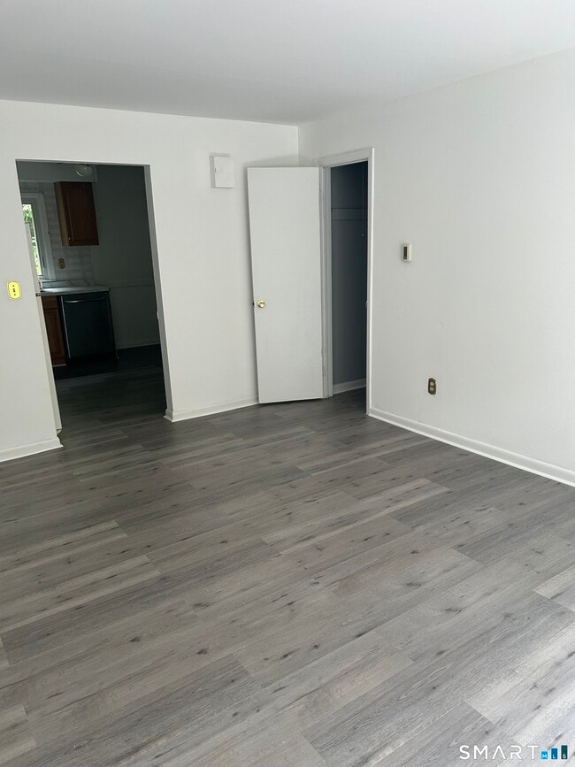 Photo - 56 Wakelee Ave Unit 29