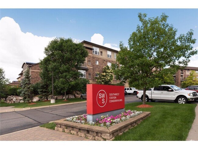 Building Photo - 13570 Technology Dr. Unit 2324 Rental