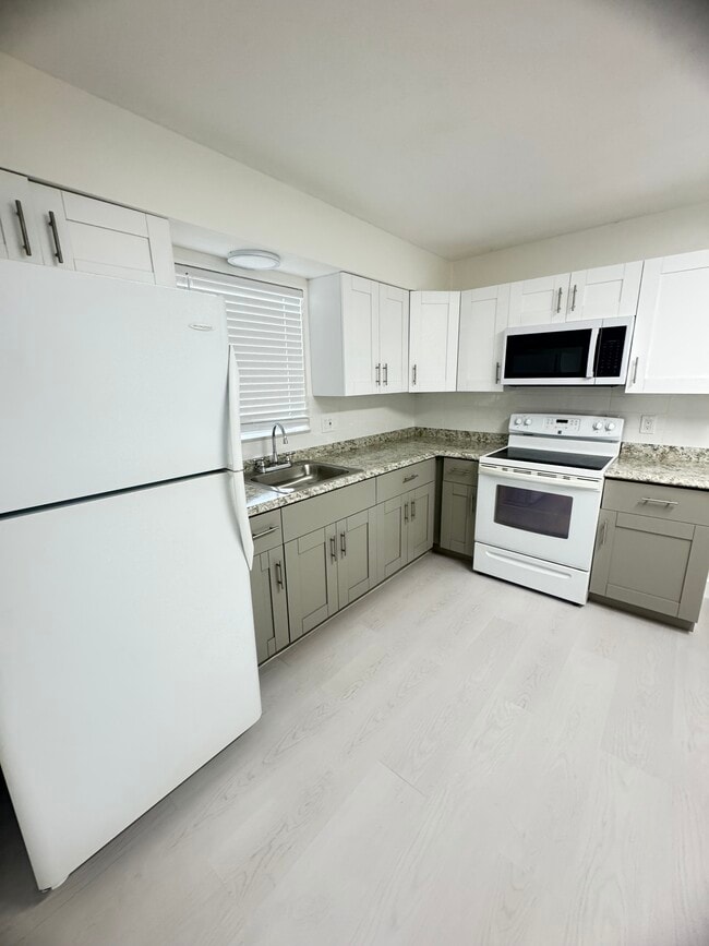 Photo - 901 S N St Unit C