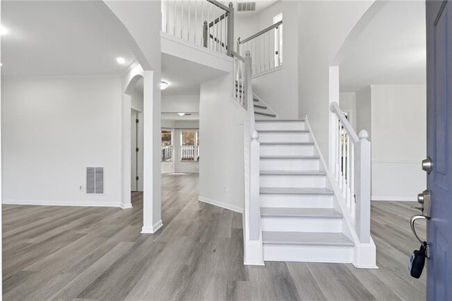 Photo - 1150 River Overlook Dr NW