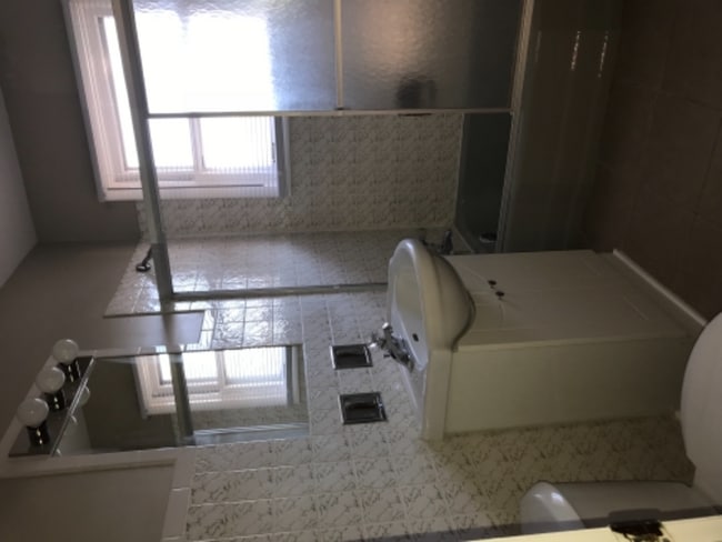 Photo - 2618 W Cornelia Ave