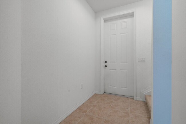 Photo - 16217 Via Solera Cir Unit 105