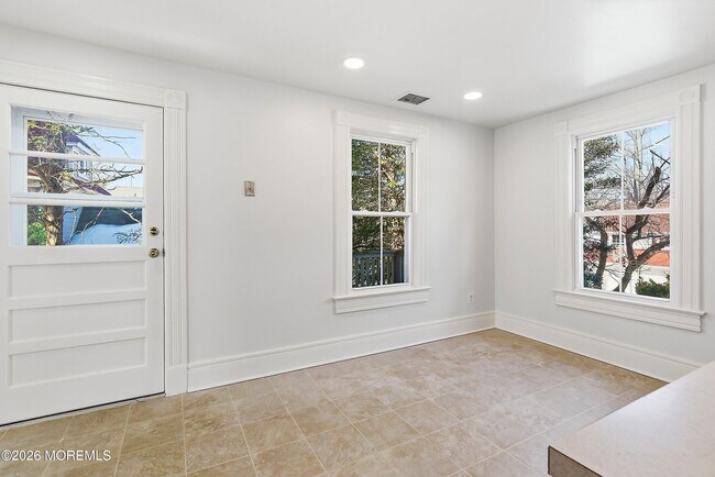 Photo - 94 Branch Ave