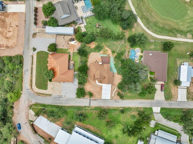 Photo - 105 Chesterfield Dr