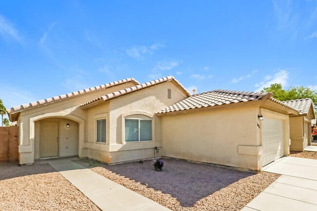 Photo - 16196 W Mesquite Dr