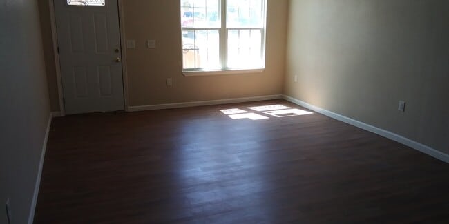 Photo - 829 E Arlington Ave