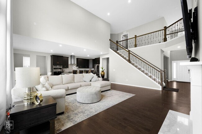 Photo - Luxury Five Bedroom Plainfield Rental